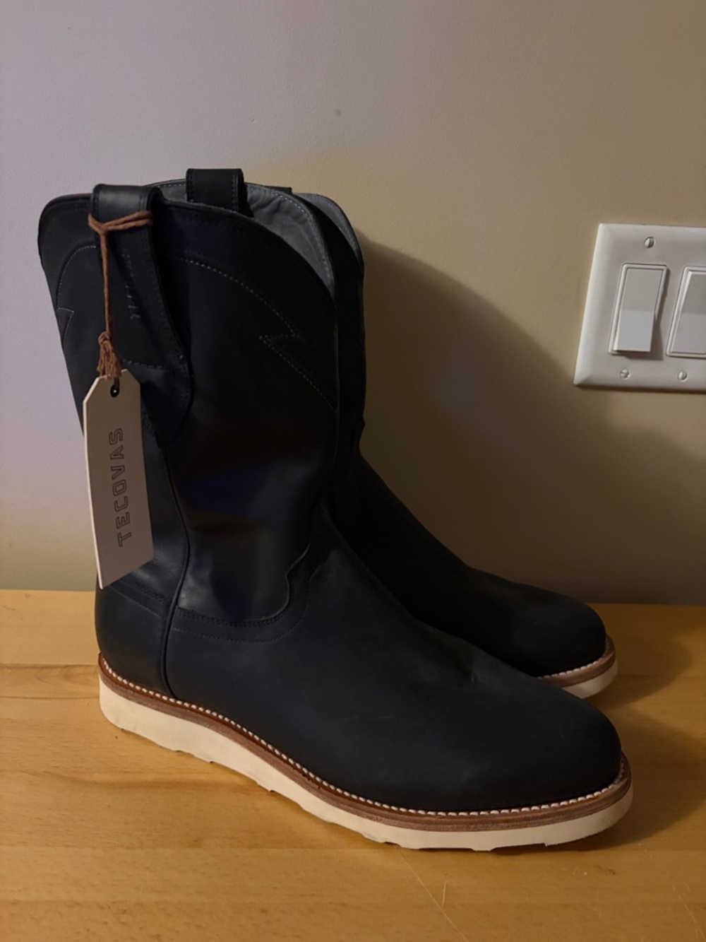 Tecovas Black Leather Rancher Boots with Cream Wedge Sole Sz 10.5 EE
